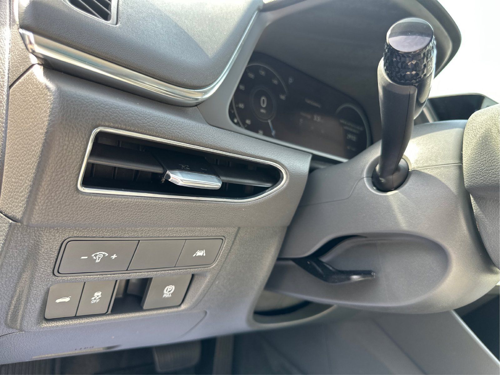 Certified 2023 Hyundai Sonata SEL w/ Convenience Package FWD image 20