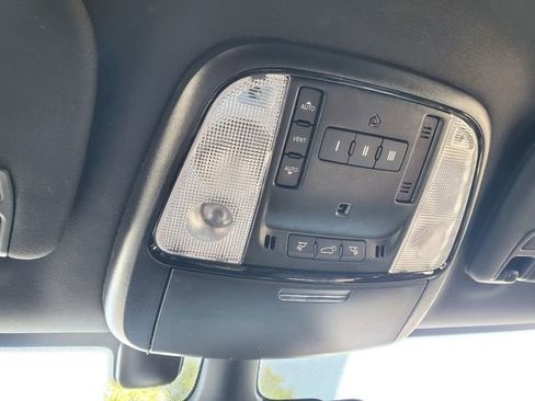 Used 2025 Dodge Durango R/T AWD/4WD image 13