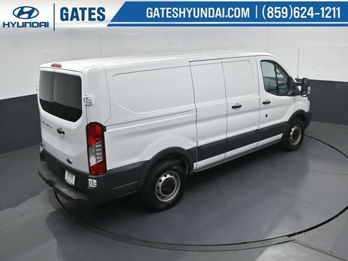 Used 2018 Ford Transit 150 130 Low Roof RWD image 39