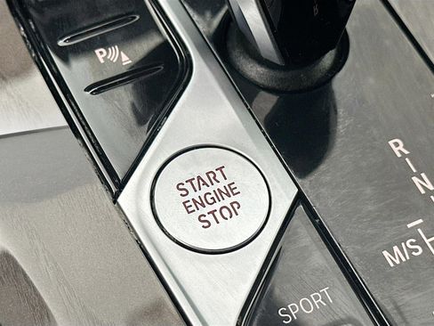 Used 2022 BMW X5 xDrive40i w/ Premium Package image 17