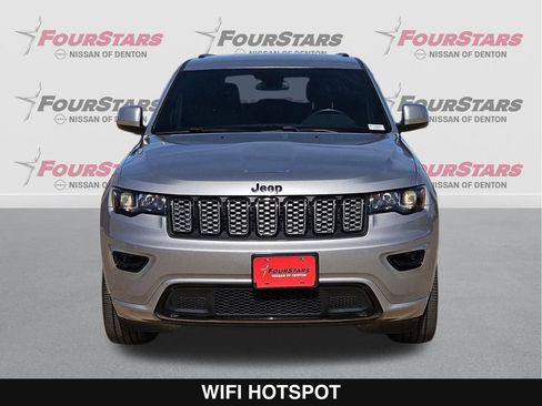 Used 2021 Jeep Grand Cherokee Laredo X image 10