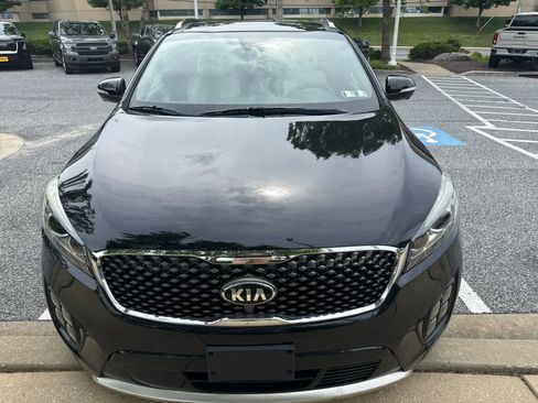 Used 2016 Kia Sorento SX w/ SXL Technology Package AWD/4WD image 4