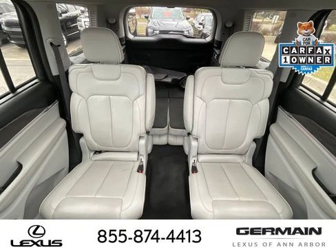 Used 2022 Jeep Grand Cherokee L Overland w/ Luxury Tech Group IV AWD/4WD image 17
