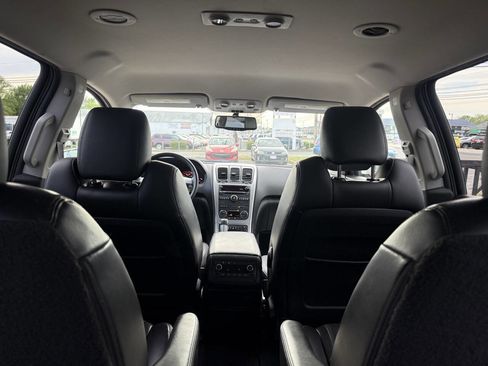 Used 2012 GMC Acadia SLT AWD/4WD image 15