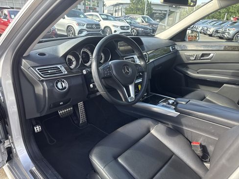 Used 2014 Mercedes-Benz E 350 Sedan image 8