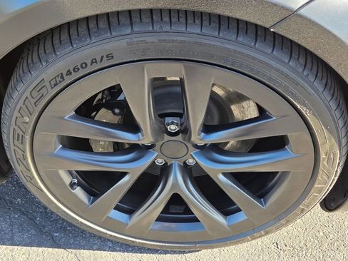 Used 2022 Tesla Model S Plaid AWD/4WD image 9