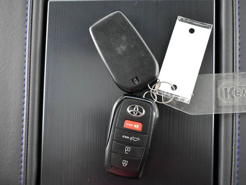 Used 2026 Toyota Tundra Platinum image 42