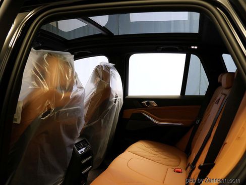 New 2026 BMW X5 xDrive50e w/ M Sport Package image 14