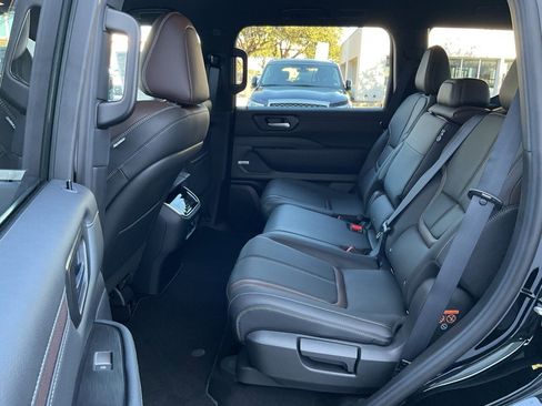 New 2026 Nissan Armada SL image 14