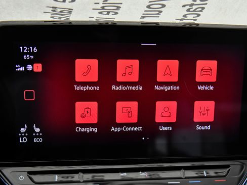 Used 2021 Volkswagen ID.4 Pro image 23