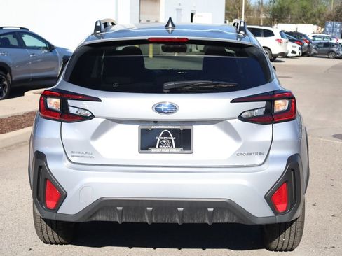 Certified 2025 Subaru Crosstrek 2.0i Premium image 5