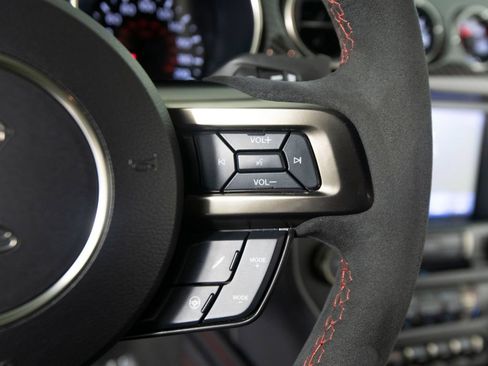 Used 2020 Ford Mustang Shelby GT350R w/ GT350R Equipment Group 920A RWD image 17
