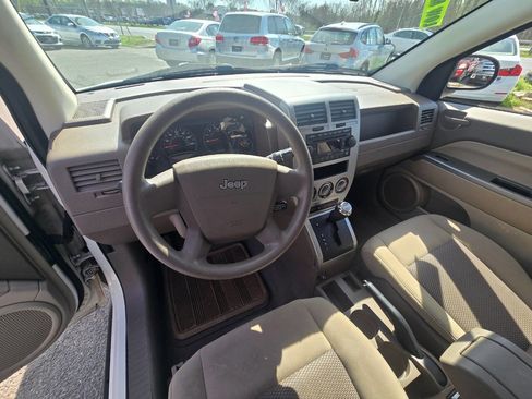 Used 2007 Jeep Compass Sport FWD image 22