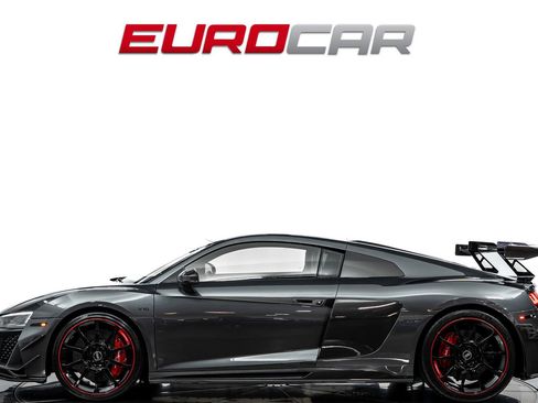 Used 2023 Audi R8 V10 GT RWD image 2