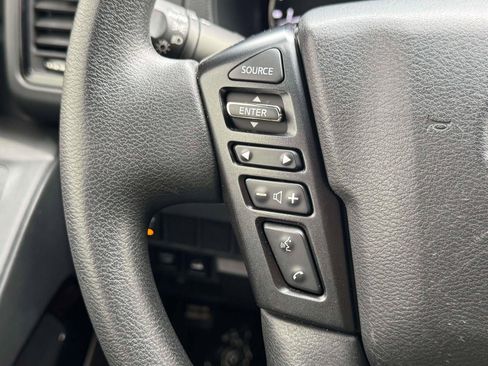 Used 2023 Nissan Frontier SV w/ Midnight Edition Package image 20