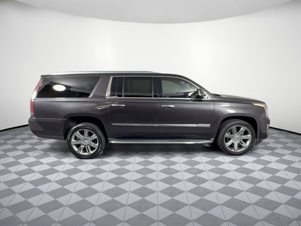 Used 2016 Cadillac Escalade ESV Premium RWD image 8