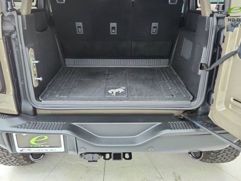 Used 2025 Ford Bronco Raptor AWD/4WD image 14