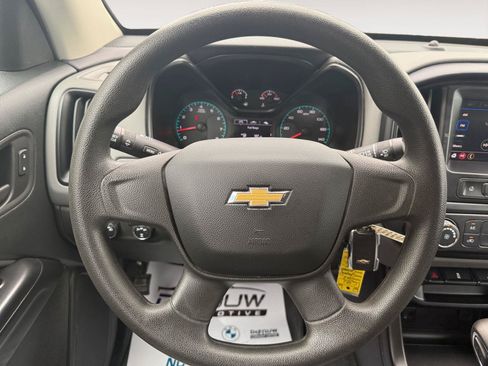 Used 2022 Chevrolet Colorado W/T w/ Custom Special Edition AWD/4WD image 16