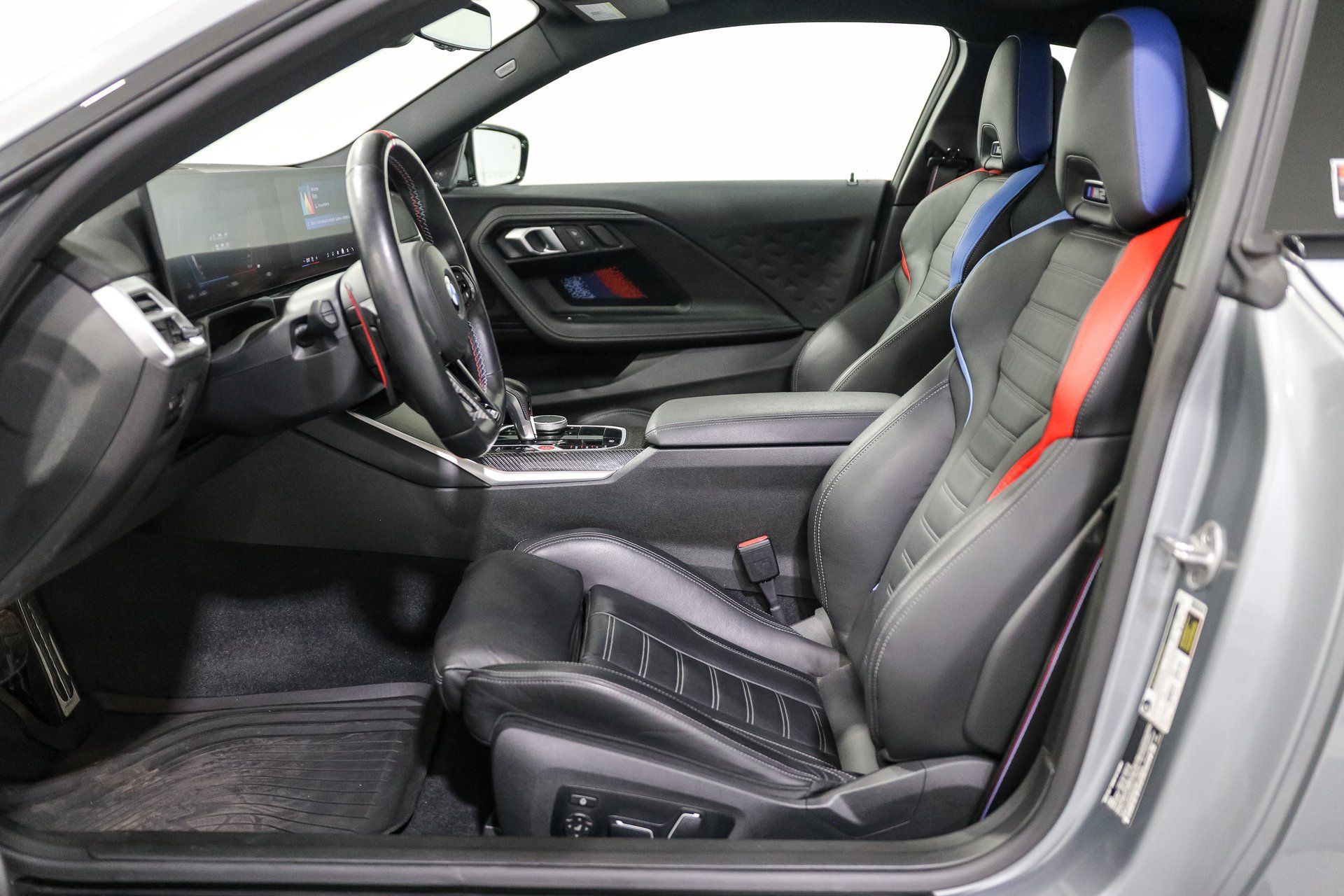 Used 2025 BMW M2 w/ Lighting Package RWD image 17