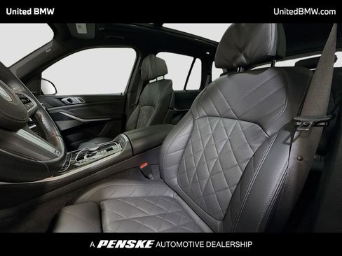 Used 2025 BMW X5 sDrive40i w/ M Sport Package RWD image 5