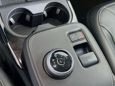 Used 2024 Ford Mustang Mach-E Select image 25