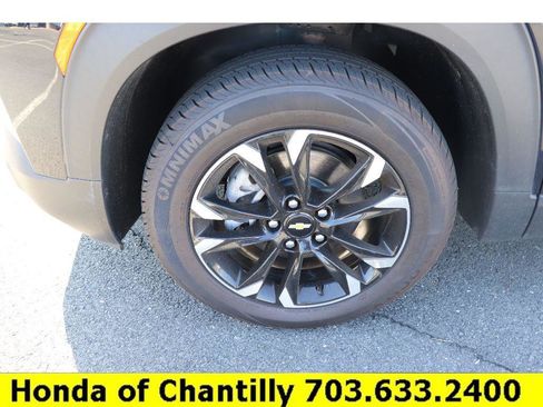 Used 2021 Chevrolet TrailBlazer LT w/ Convenience Package image 28