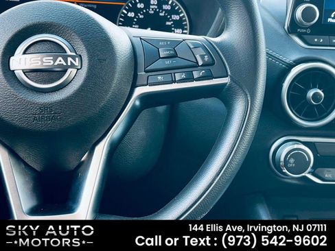 Used 2024 Nissan Sentra SV FWD image 12