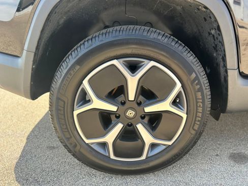 Used 2023 Rivian R1T Adventure AWD/4WD image 38