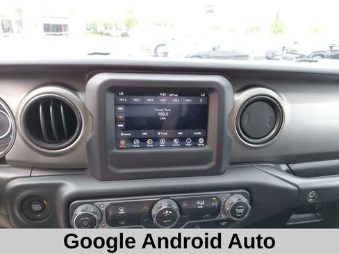 Used 2021 Jeep Wrangler Sport AWD/4WD image 16