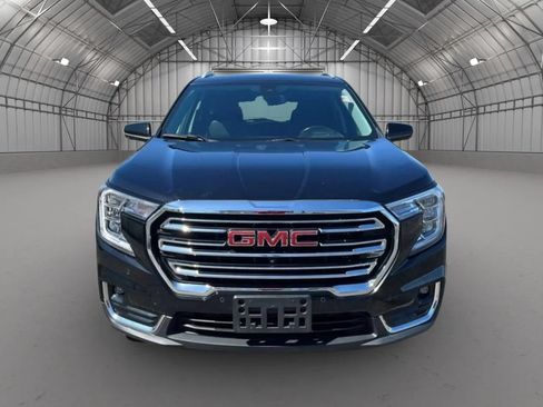 Used 2022 GMC Terrain SLT w/ Tech Package AWD/4WD image 2