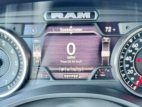 Used 2022 RAM 1500 Big Horn AWD/4WD image 13