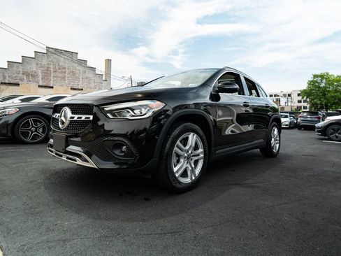 Used 2022 Mercedes-Benz GLA 250 4MATIC w/ Premium Package Lite image 8