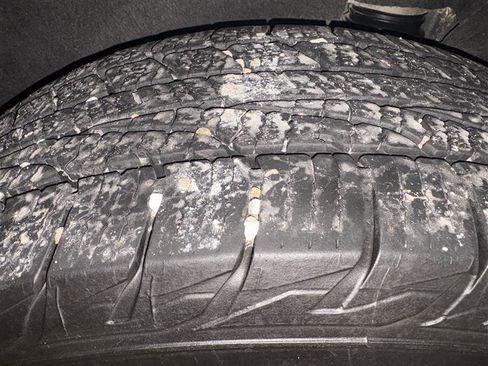 Used 2019 Chevrolet Equinox LT image 6