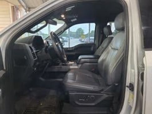 Used 2018 Ford F150 XLT w/ Equipment Group 302A Luxury AWD/4WD image 6