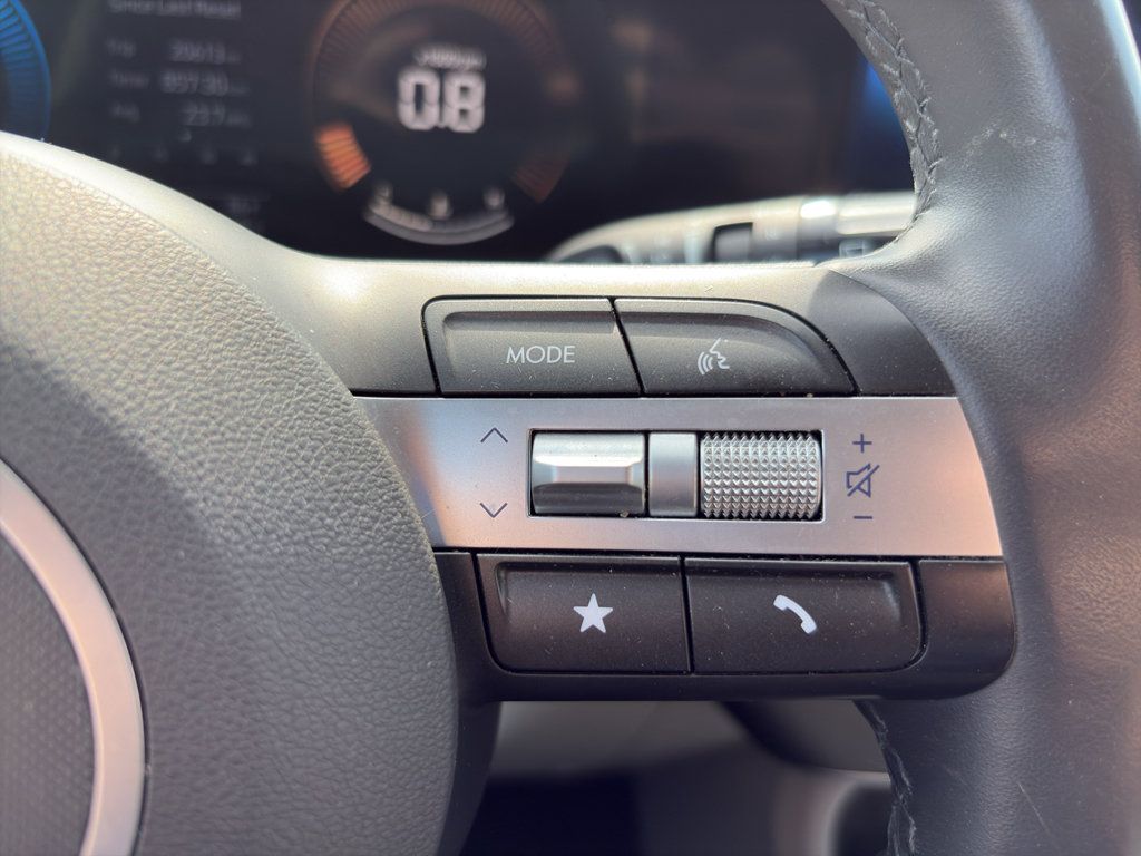 Used 2024 Hyundai Kona SEL AWD/4WD image 19