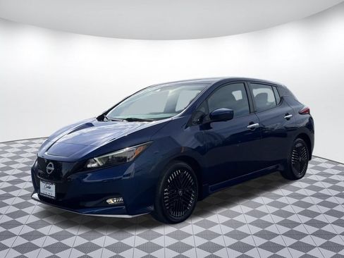 Used 2024 Nissan Leaf SV Plus FWD image 3