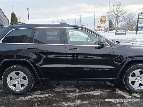 Used 2017 Jeep Grand Cherokee Laredo image 7