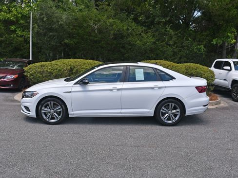 Used 2021 Volkswagen Jetta R-Line FWD image 2