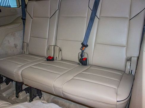 Used 2023 Cadillac Escalade Premium Luxury w/ LPO, Floor Liner Package image 20