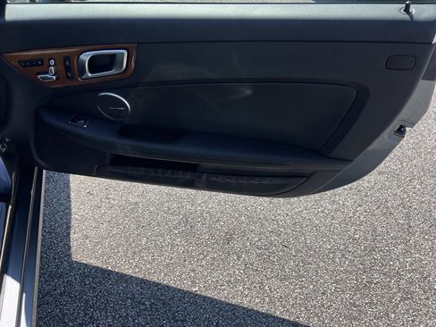 Used 2019 Mercedes-Benz SLC 300 image 14