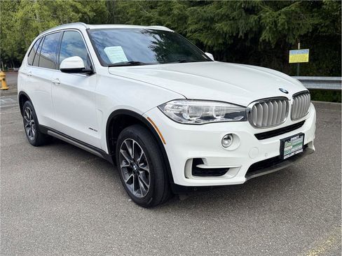 Used 2017 BMW X5 xDrive35i image 9