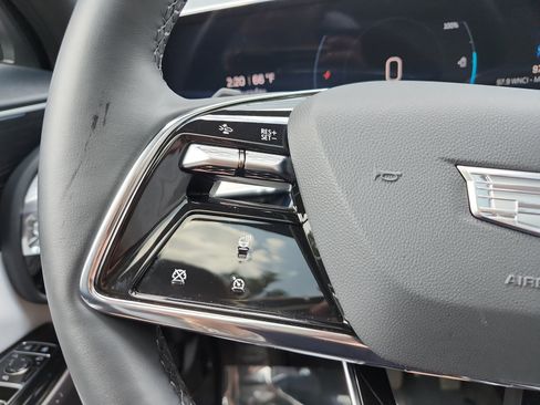 Used 2024 Cadillac Lyriq Luxury AWD/4WD image 26