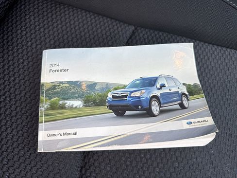 Used 2014 Subaru Forester 2.5i AWD/4WD image 43