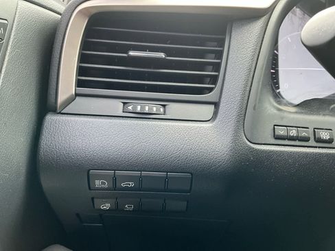 Used 2022 Lexus RX 350L w/ Premium Package image 19