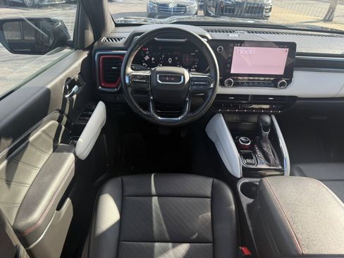 Used 2024 GMC Canyon AT4X w/ AT4X AEV Edition image 16
