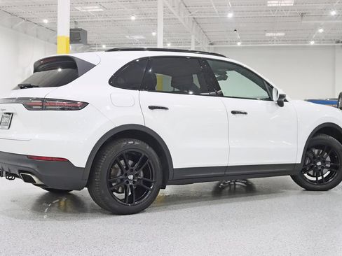 Used 2019 Porsche Cayenne AWD/4WD image 9