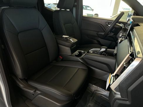 New 2026 GMC Canyon Elevation w/ Convenience Package image 16