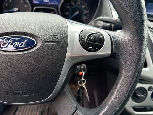 Used 2014 Ford Focus SE w/ SE Winter Package image 13