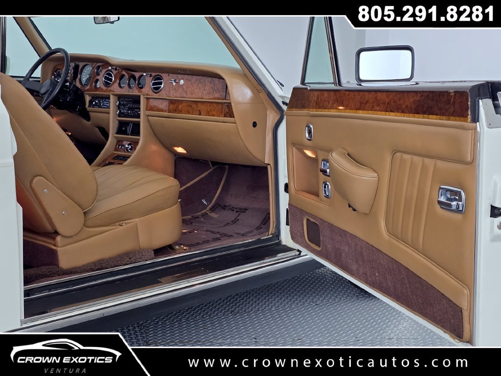 Used 1988 Rolls-Royce Corniche II RWD image 11