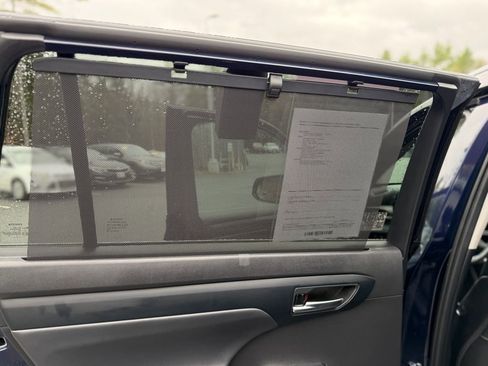 Used 2022 Toyota Highlander XLE image 13